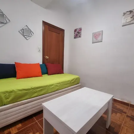 Plaza Luceros 2 منزل للإقامة *